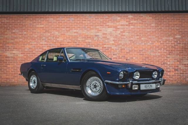 Image 1/27 of Aston Martin V8 EFi (1986)