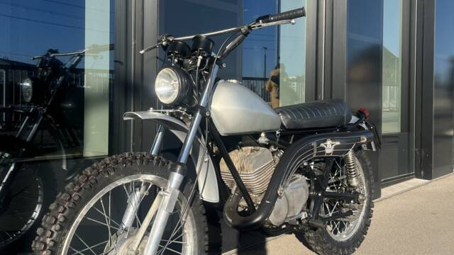 Image 1/16 of Harley-Davidson DUMMY (1974)