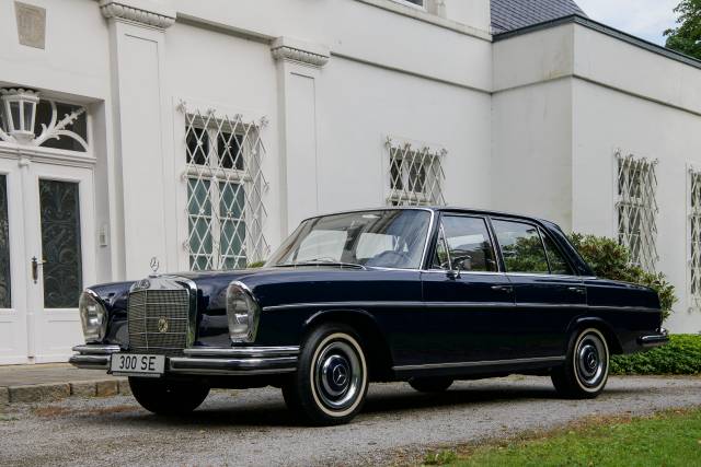 Bild 1/79 von Mercedes-Benz 300 SE (1966)