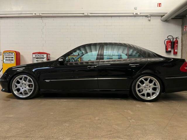Bild 1/20 von Mercedes-Benz E 500 (2002)