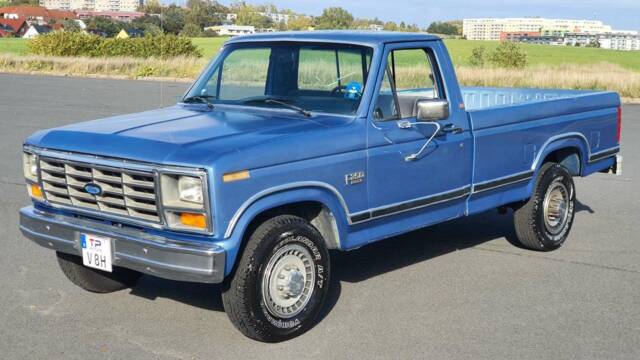 Image 1/20 of Ford F-250 (1986)