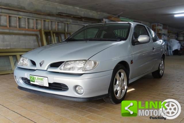 Imagen 1/9 de Renault Mégane 2.0 16V (1998)