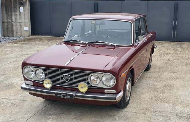 Image 1/39 of Lancia Fulvia (1970)