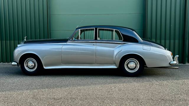 Image 1/16 of Rolls-Royce Silver Cloud I (1957)