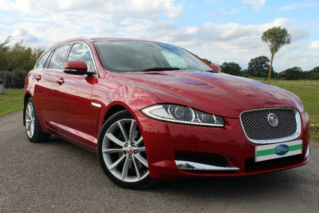 Image 1/5 of Jaguar XF 3.0 D Sportbrake (2014)