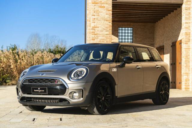 Image 1/49 of Mini Cooper S Clubman (2016)