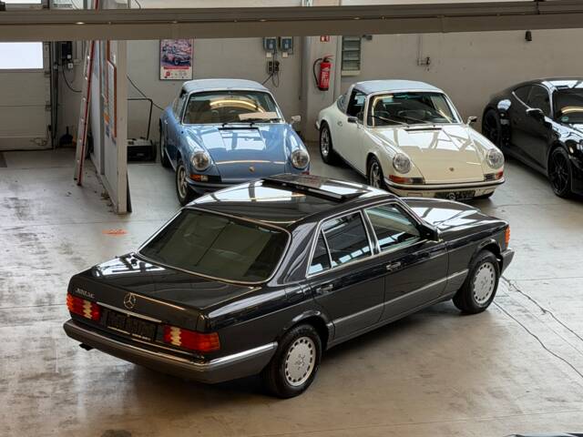 Bild 1/46 von Mercedes-Benz 300 SE (1990)