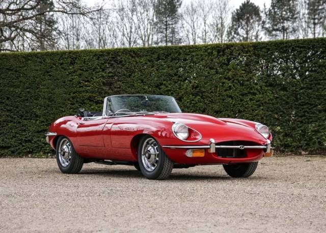 Afbeelding 1/12 van Jaguar E-Type (1970)
