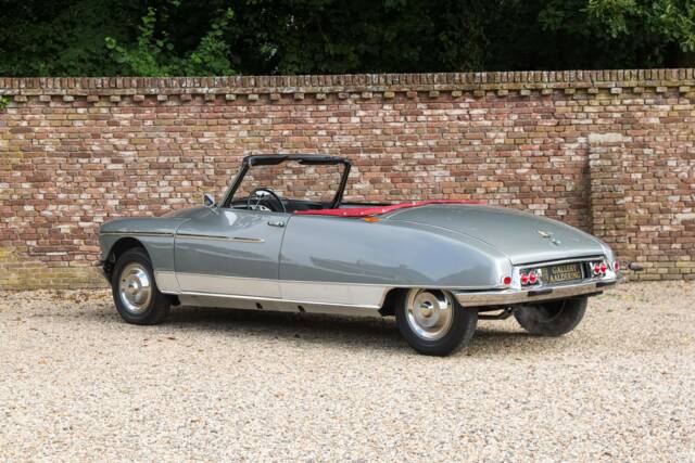 Image 1/50 de Citroën DS 21 Chapron (1963)