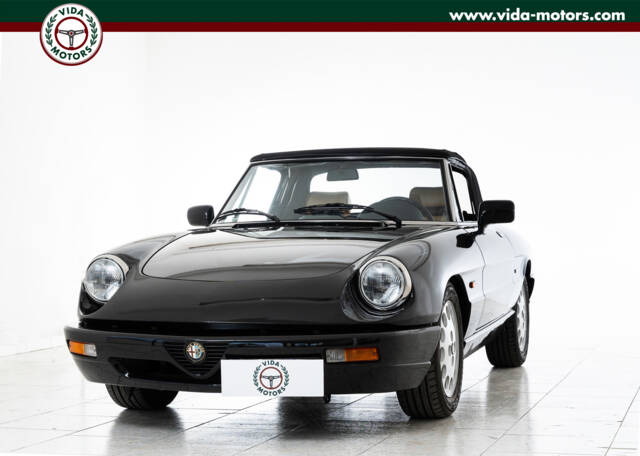 Image 1/24 of Alfa Romeo 1.6 Spider (1990)