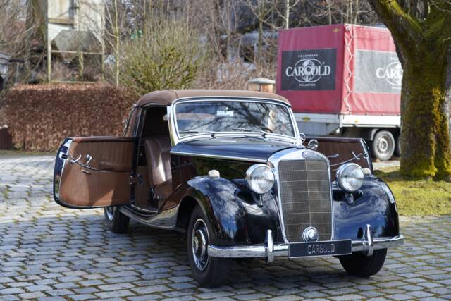 Immagine 1/15 di Mercedes-Benz 170 S Cabriolet A (1950)