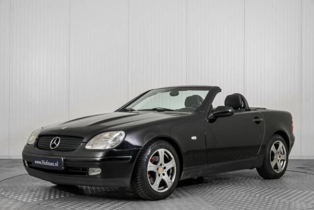 Immagine 1/45 di Mercedes-Benz SLK 200 (1999)