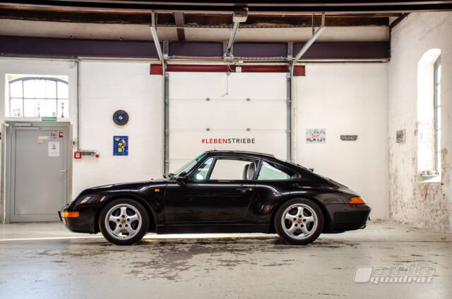 Image 1/23 of Porsche 911 Carrera (1995)