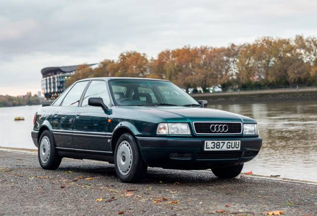 Bild 1/8 von Audi 80 - 2.0 E (1993)
