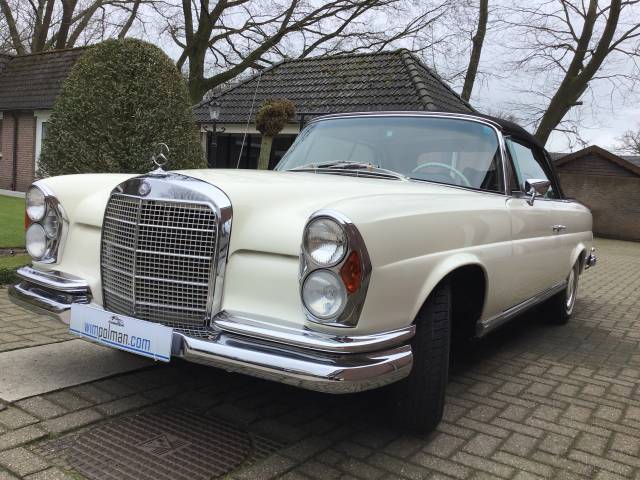 Image 1/25 of Mercedes-Benz 280 SE (1969)
