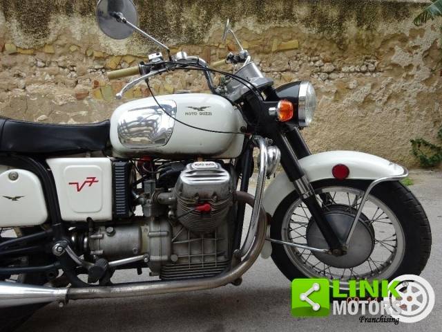 Image 1/16 of Moto Guzzi DUMMY (1984)