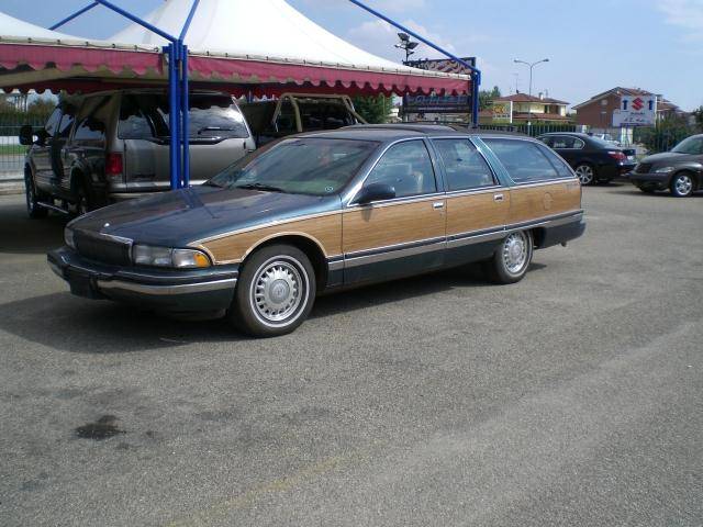 Afbeelding 1/11 van Buick Roadmaster Estate V8 (1995)