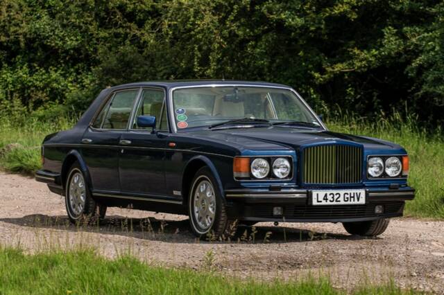 Image 1/7 of Bentley Brooklands (1993)