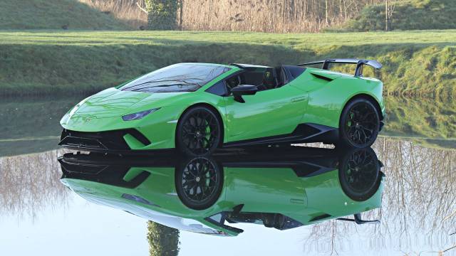 Immagine 1/13 di Lamborghini Huracán Performante (2018)