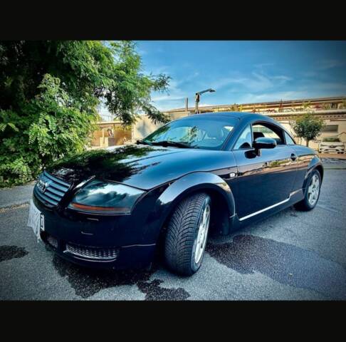Image 1/9 de Audi TT 1.8 T (2002)