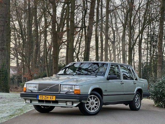 Image 1/9 of Volvo 760 GLE (1982)