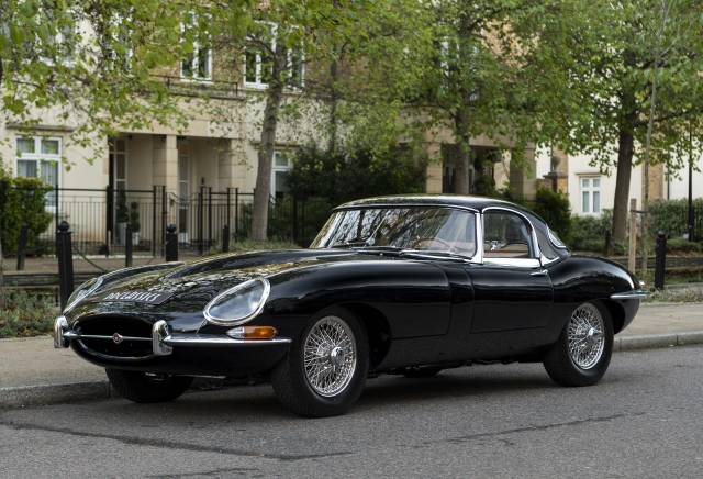 Image 1/26 de Jaguar E-Type 3.8 Flat Floor (1961)