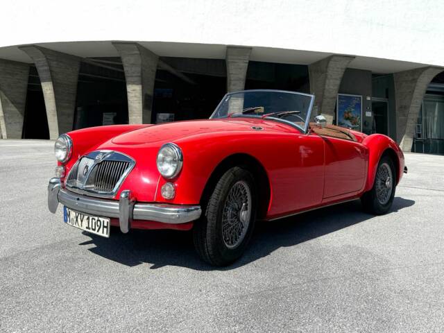 Image 1/8 of MG MGA 1600 (1961)