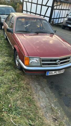 Afbeelding 1/6 van Opel Commodore 2,5 E (1982)