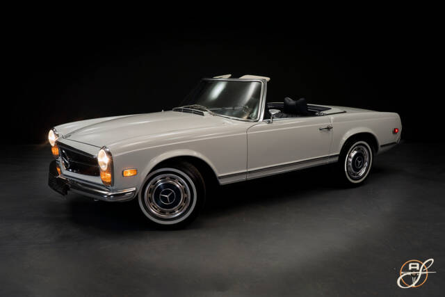 Afbeelding 1/23 van Mercedes-Benz 280 SL (1968)