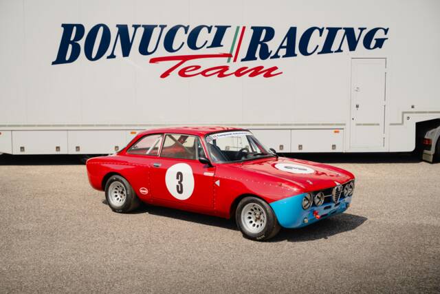 Imagen 1/81 de Alfa Romeo 1750 GT Veloce (1968)