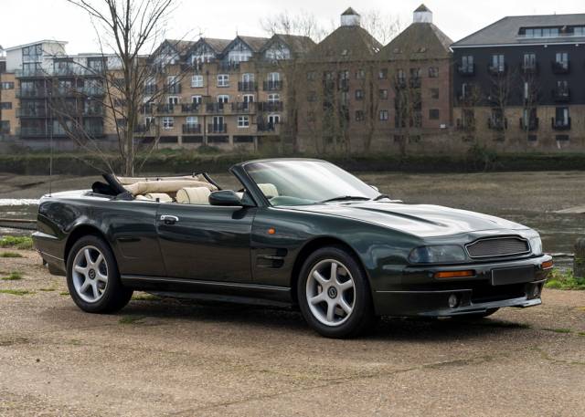 Bild 1/16 von Aston Martin V8 Volante (1998)