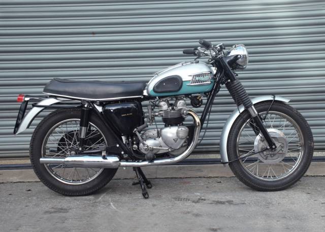 Bild 1/12 von Triumph DUMMY (1964)