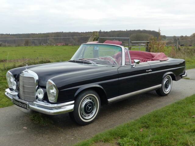 Mercedes-Benz 220 SE b Cabriolet (W 111) 1963