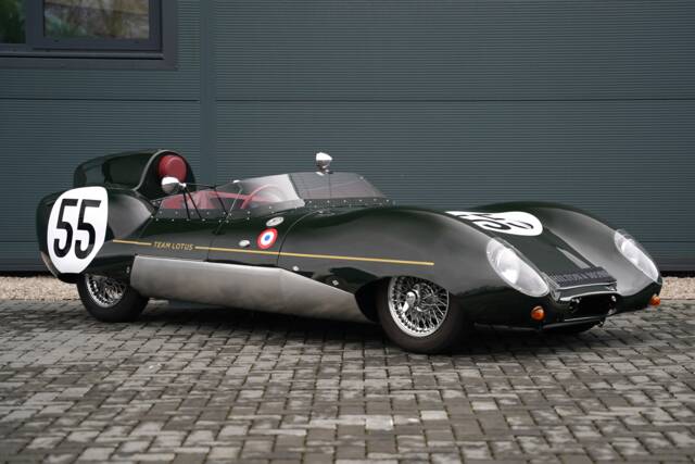 Image 1/50 of Westfield Eleven Sports (2020)