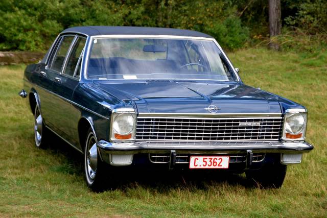 Bild 1/31 von Opel Diplomat 2,8 E (1970)