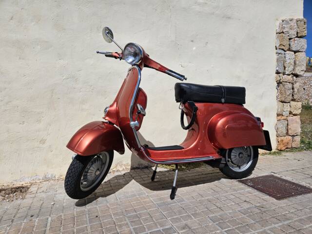 Immagine 1/88 di Motovespa Vespa 125 SL (1975)