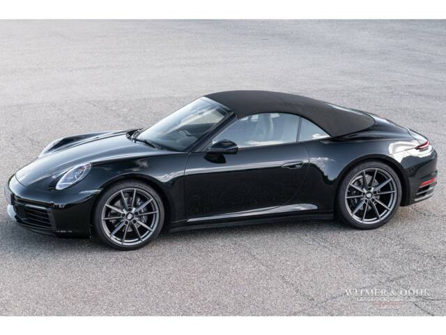 Image 1/44 of Porsche 911 Carrera (2020)