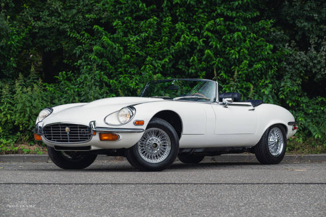 Bild 1/20 von Jaguar E-Type V12 (1972)