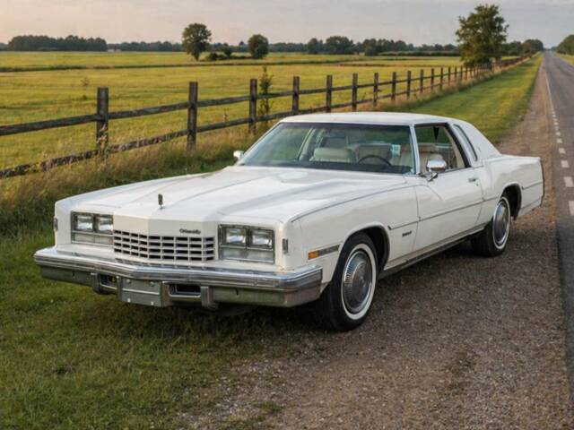 Bild 1/8 von Oldsmobile Toronado Brougham (1977)