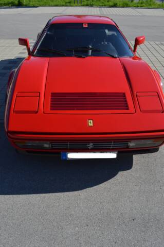 Bild 1/12 von Ferrari 328 GTB (1986)