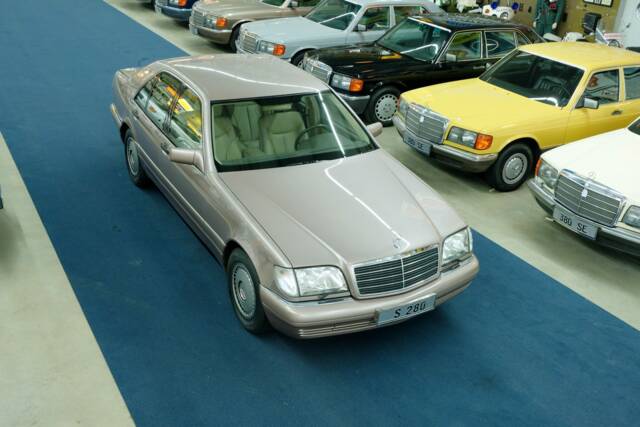 Bild 1/50 von Mercedes-Benz S 280 (1994)