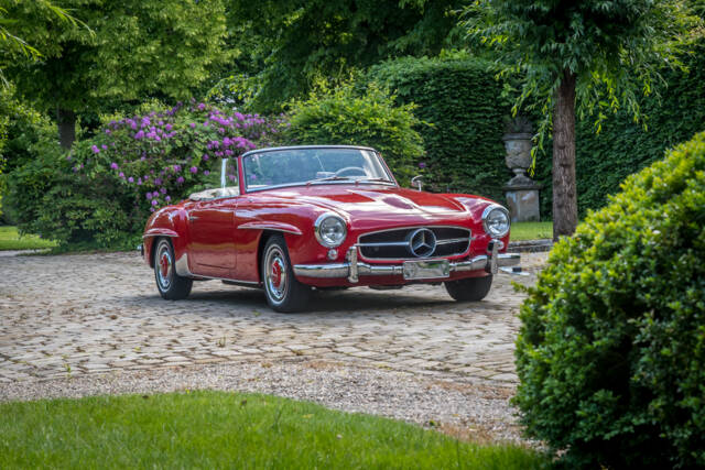 Image 1/29 of Mercedes-Benz 190 SL (1962)