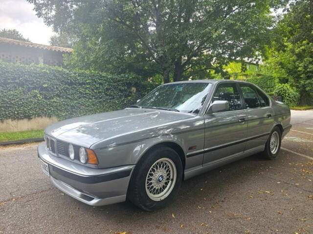 Immagine 1/7 di BMW 535i (1989)