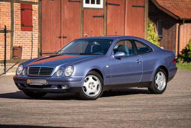 Bild 1/58 von Mercedes-Benz CLK 320 (1999)
