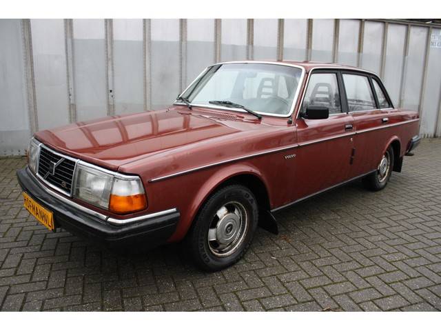 Immagine 1/9 di Volvo 244 GL D (1981)