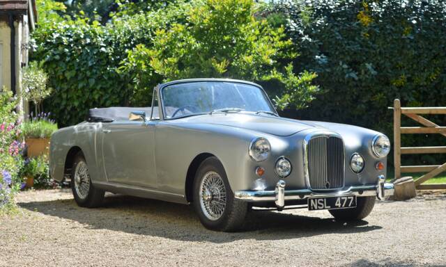 Image 1/14 of Alvis TD 21 (1962)