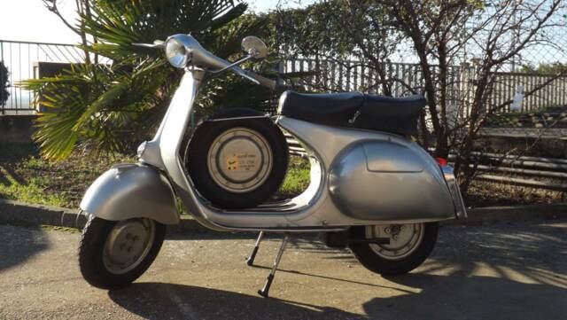 Image 1/35 of Piaggio Vespa 150 GS (1958)