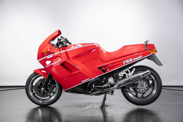 Image 1/26 de Ducati DUMMY (1989)