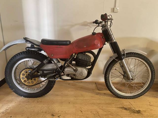 Imagen 1/15 de Montesa DUMMY (1971)