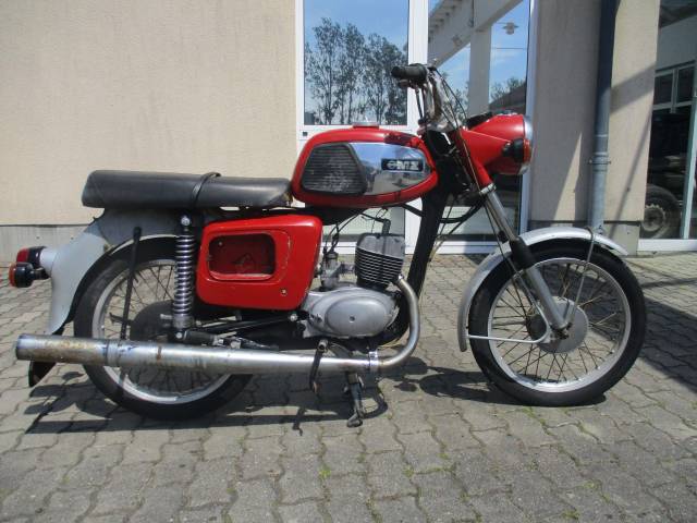 Bild 1/17 von MZ DUMMY (1974)